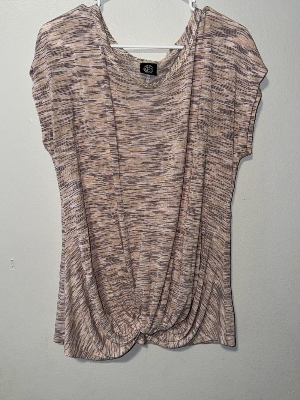 Rock & Republic Neutral Space-Dye Short Sleeve Twist Front Top - Picture 1 of 11
